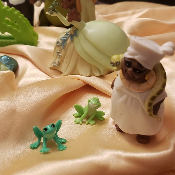 Princess and The Frog Disney Characters - Picture 4 of 5